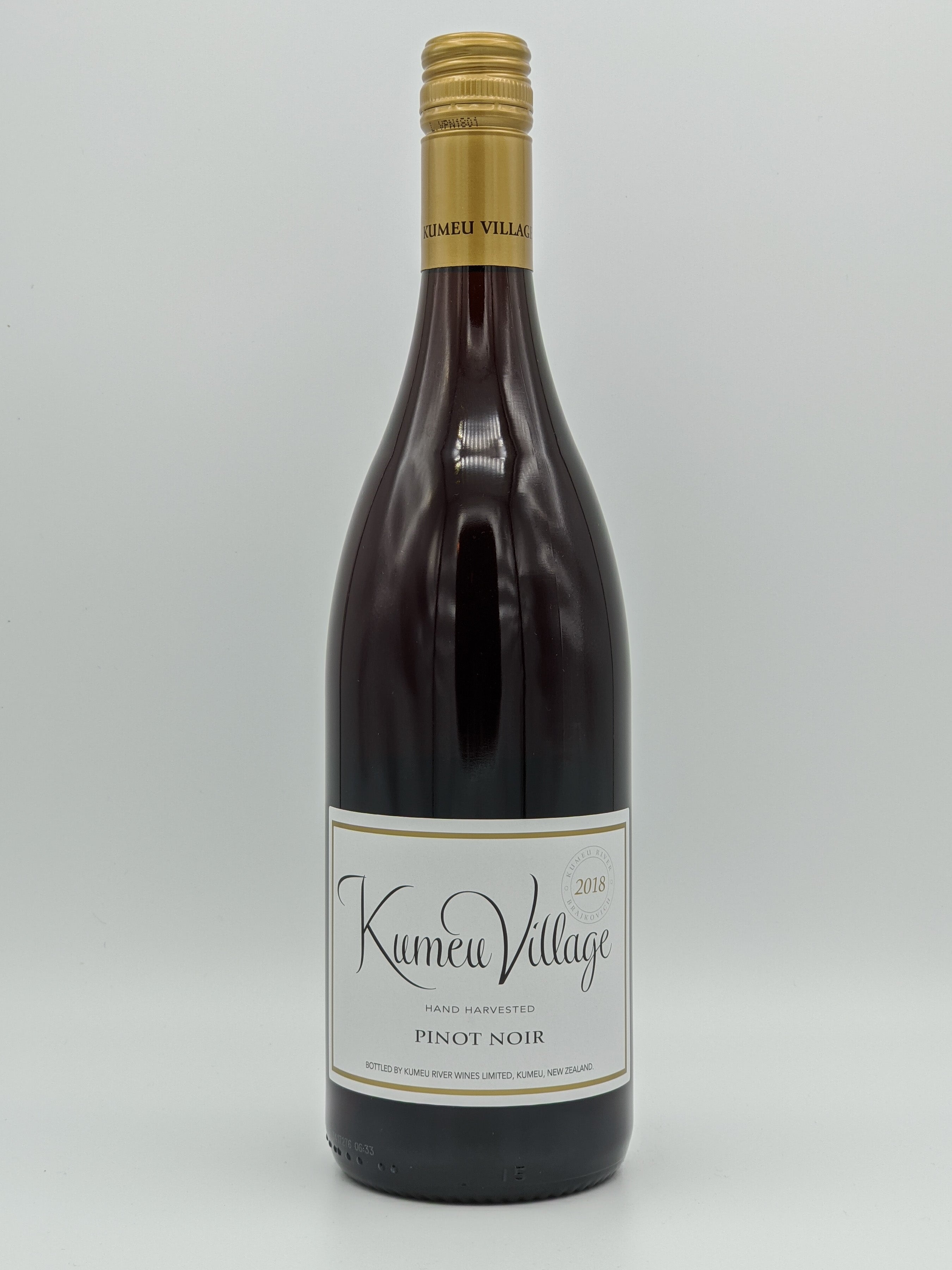 2022 Kumeu River Village Pinot Noir, Kumeu, New Zealand 🇳🇿
